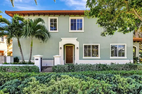 595 Nw Dickens Court Boca Raton FL 33432