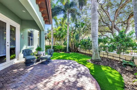 595 Nw Dickens Court Boca Raton FL 33432