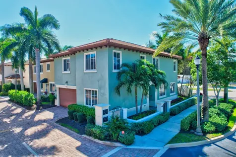 595 Nw Dickens Court Boca Raton FL 33432