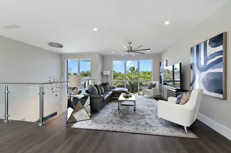 2627 Ne 14th Street Fort Lauderdale FL 33304