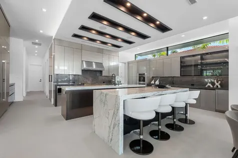 169 W Coconut Palm Road Boca Raton FL 33432