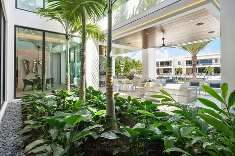 169 W Coconut Palm Road Boca Raton FL 33432