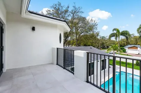 2050 Isabel Oeste Road Boca Raton FL 33486