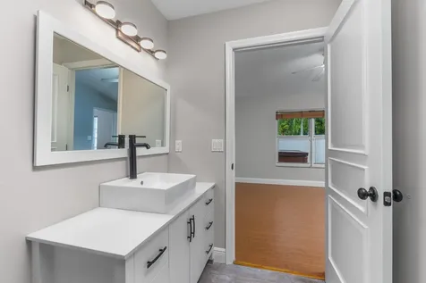 6888 Beacon Hollow Turn Boynton Beach FL 33437