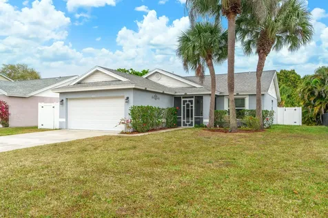 6888 Beacon Hollow Turn Boynton Beach FL 33437
