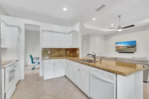 8828 Sandown Way Boynton Beach FL 33472