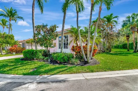 8828 Sandown Way Boynton Beach FL 33472