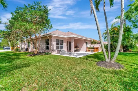 8828 Sandown Way Boynton Beach FL 33472