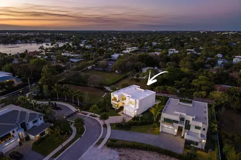 2285 Delray Ridge Lane Delray Beach FL 33444