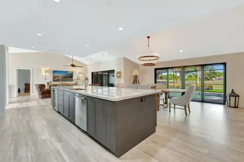 10221 Harbourtown Court Boca Raton FL 33498