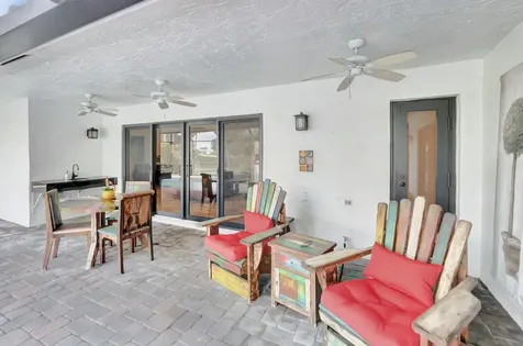 10221 Harbourtown Court Boca Raton FL 33498