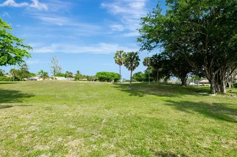 10221 Harbourtown Court Boca Raton FL 33498