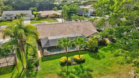 10221 Harbourtown Court Boca Raton FL 33498