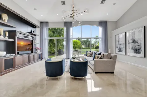 4085 Avalon Pointe Drive Boca Raton FL 33496