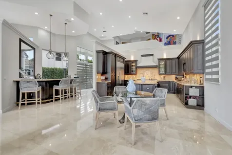 4085 Avalon Pointe Drive Boca Raton FL 33496