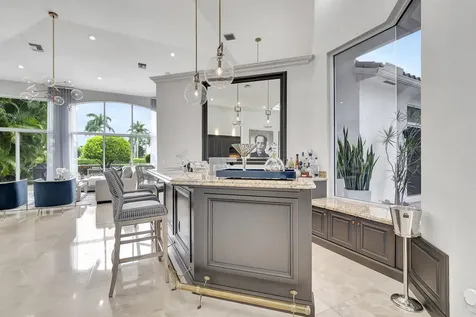 4085 Avalon Pointe Drive Boca Raton FL 33496