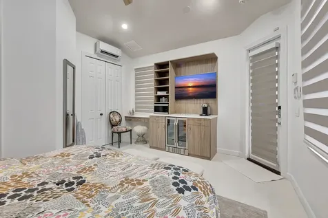 4085 Avalon Pointe Drive Boca Raton FL 33496