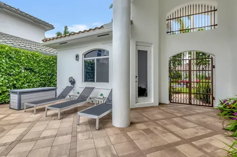 4085 Avalon Pointe Drive Boca Raton FL 33496