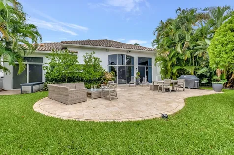 4085 Avalon Pointe Drive Boca Raton FL 33496