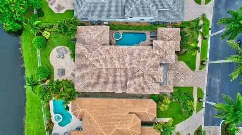 4085 Avalon Pointe Drive Boca Raton FL 33496