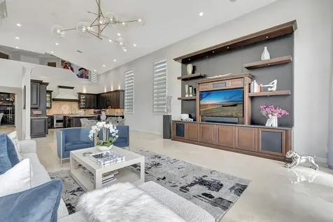 4085 Avalon Pointe Drive Boca Raton FL 33496
