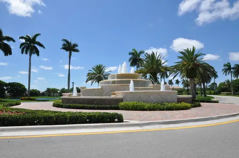 4085 Avalon Pointe Drive Boca Raton FL 33496