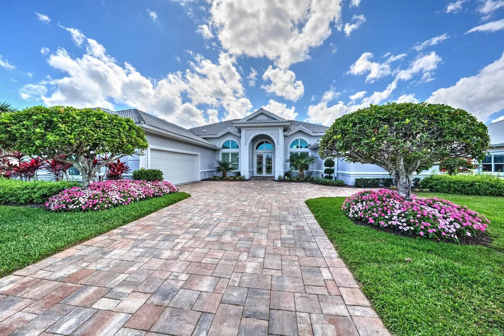 8149 Se Double Tree Drive Hobe Sound FL 33455
