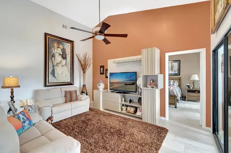 8240 Waterline Drive Boynton Beach FL 33472