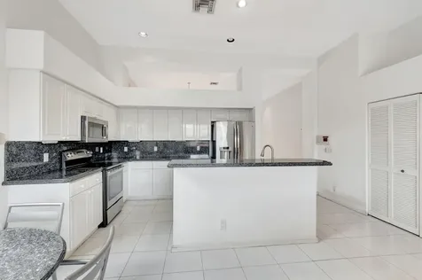 6656 Nw 24th Terrace Boca Raton FL 33496