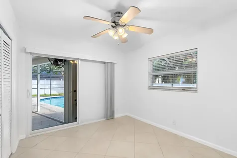 274 Ne 24th Court Boca Raton FL 33431