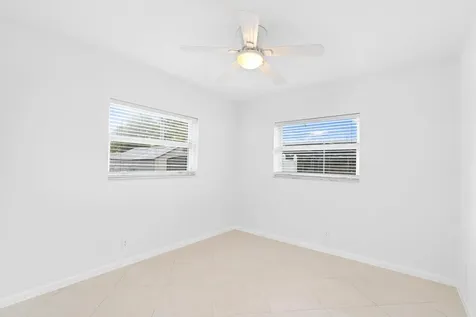 274 Ne 24th Court Boca Raton FL 33431