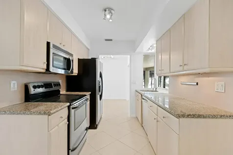 274 Ne 24th Court Boca Raton FL 33431