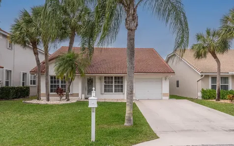 18370 Fresh Lake Way Boca Raton FL 33498