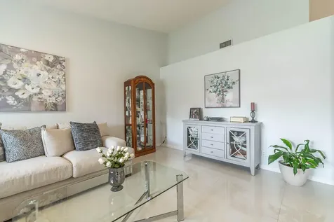 18370 Fresh Lake Way Boca Raton FL 33498