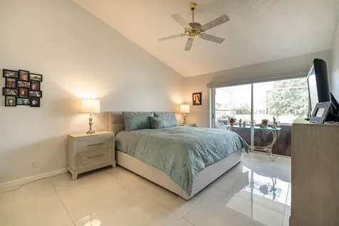 18370 Fresh Lake Way Boca Raton FL 33498