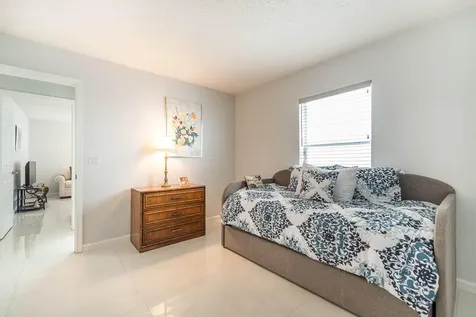 18370 Fresh Lake Way Boca Raton FL 33498