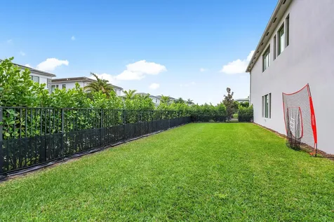 8227 Oceanus Drive Boca Raton FL 33496