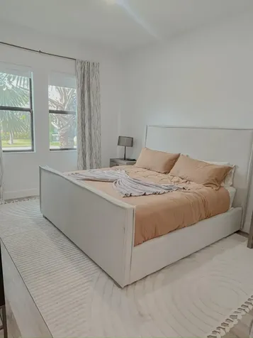 8227 Oceanus Drive Boca Raton FL 33496