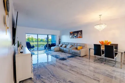 2801 N Palm Aire Drive Pompano Beach FL 33069