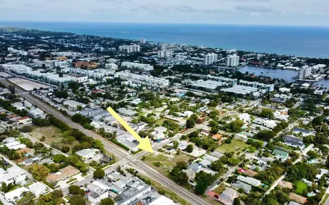 198 SE 4th Street Delray Beach FL 33483
