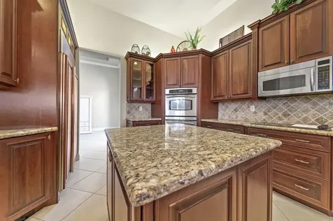 1979 Sw Balata Terrace Palm City FL 34990