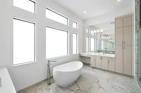 8254 Royal County Down Road Boca Raton FL 33434