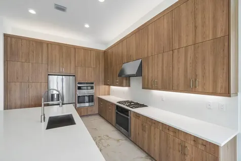 8254 Royal County Down Road Boca Raton FL 33434