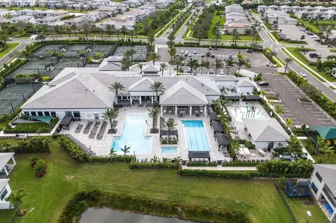 8254 Royal County Down Road Boca Raton FL 33434
