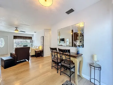 6293 Nw 27th Street Margate FL 33063