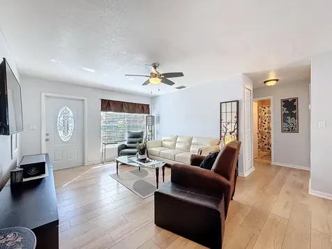 6293 Nw 27th Street Margate FL 33063