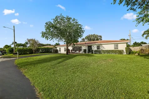 3030 Churchill Drive Boynton Beach FL 33435