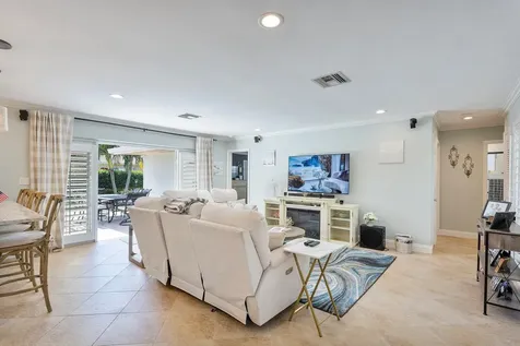 614 Sw 5th Street Boca Raton FL 33486