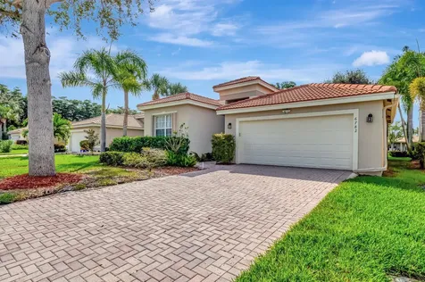 6782 Hillsdale Point Boynton Beach FL 33437