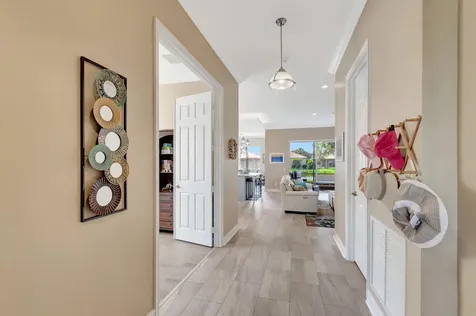 6782 Hillsdale Point Boynton Beach FL 33437